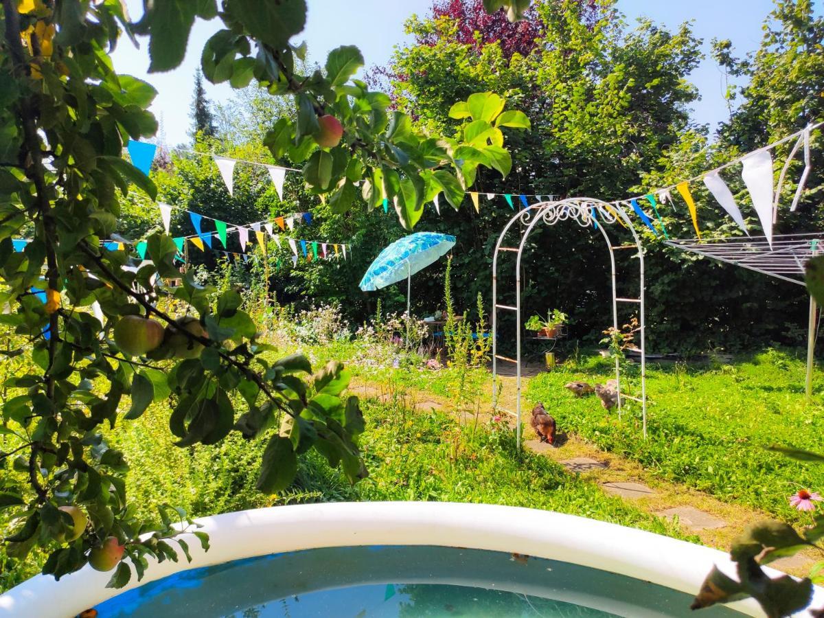 Modernes Zimmer Am Park Mit Garten, Huehner & Enten Monachium Zewnętrze zdjęcie