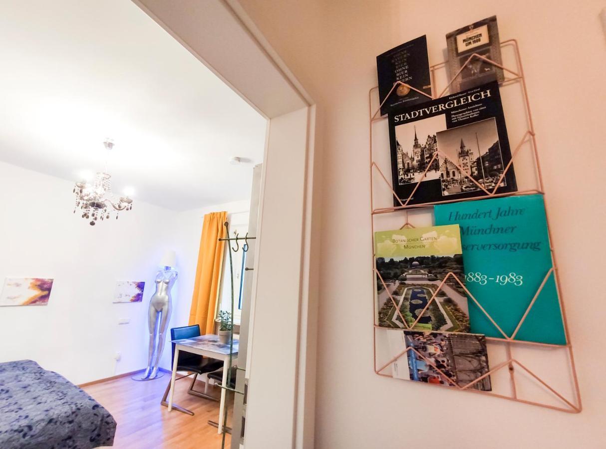 Modernes Zimmer Am Park Mit Garten, Huehner & Enten Monachium Zewnętrze zdjęcie